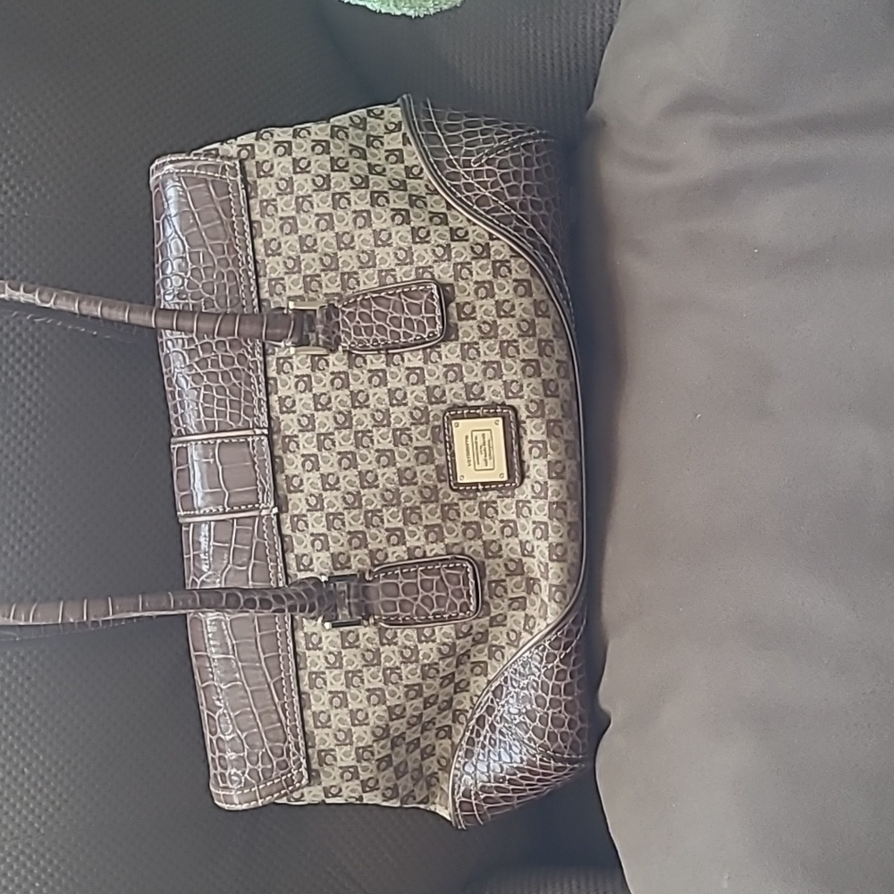 Purse - Picture 3 of 3